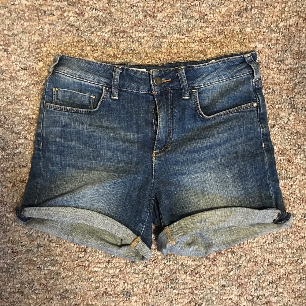 Boyfriend Short